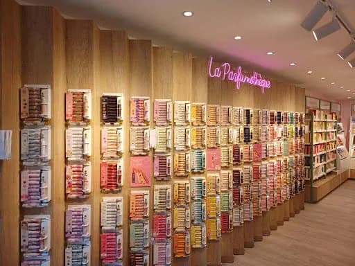 Adopt Parfums