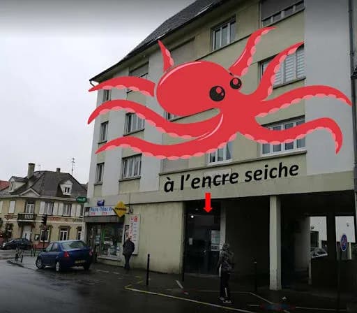 à l'encre seiche