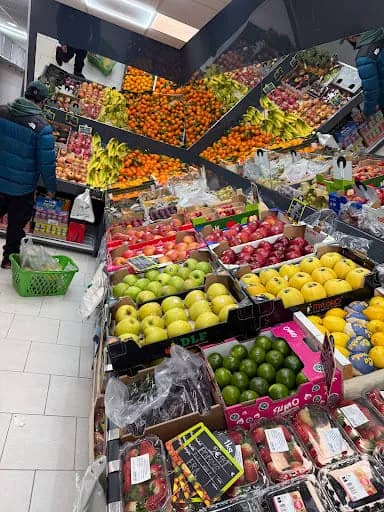 AK magasin, fruits et légumes