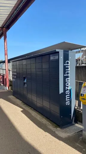 Amazon Locker - teah