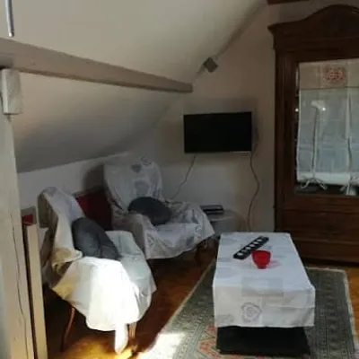 24 Grand Rue charmant appartement au centre de Munster - Three-Bedroom Apartment